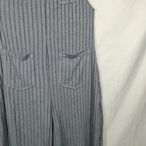 Halara Gray Ribbed Striped Wide Leg Jumpsuit Adjustable Straps XS NEW - Picture 8 of 14